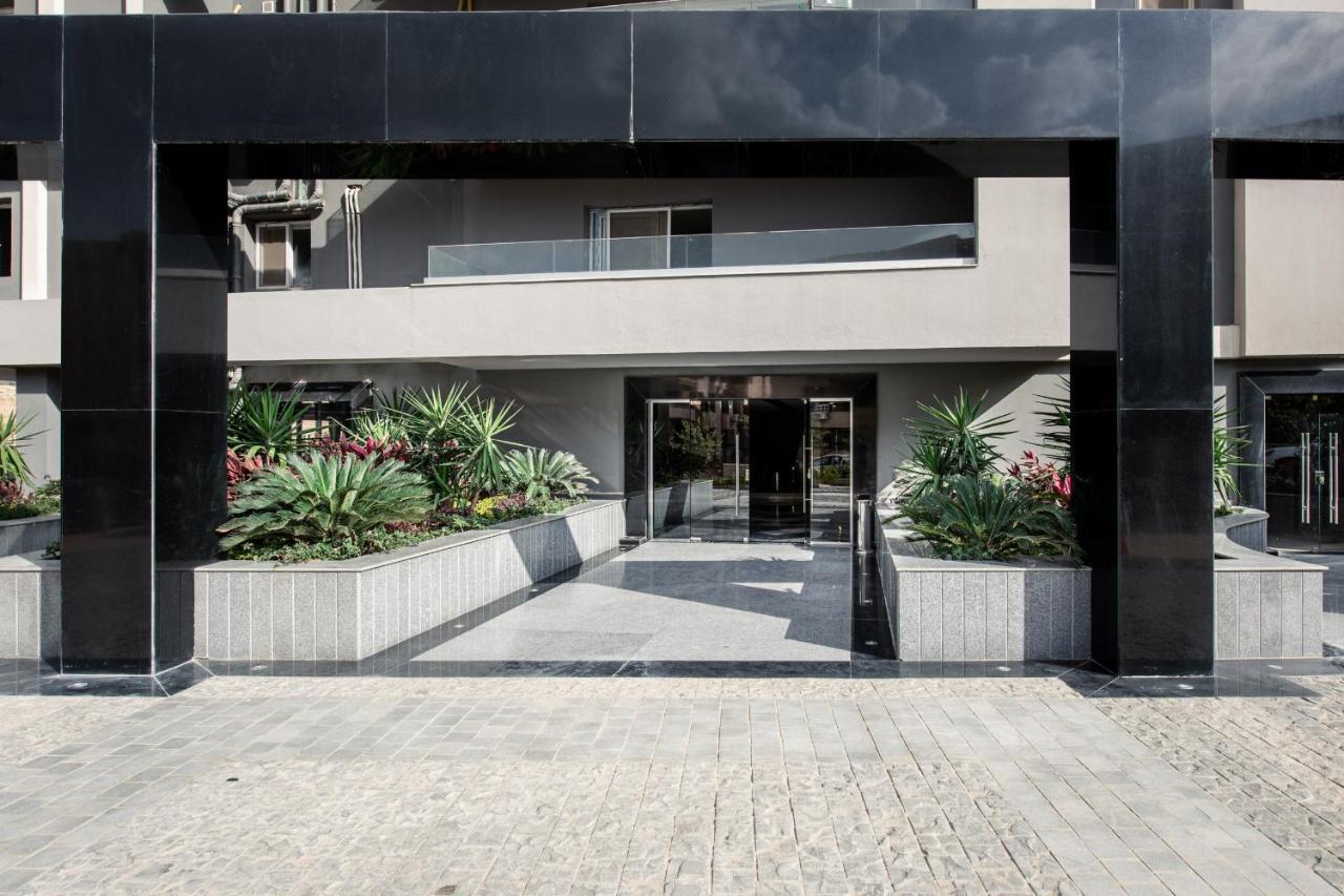 The 2Bdr Compelling Condo 5 Min To Cai Airport Kairo Bagian luar foto