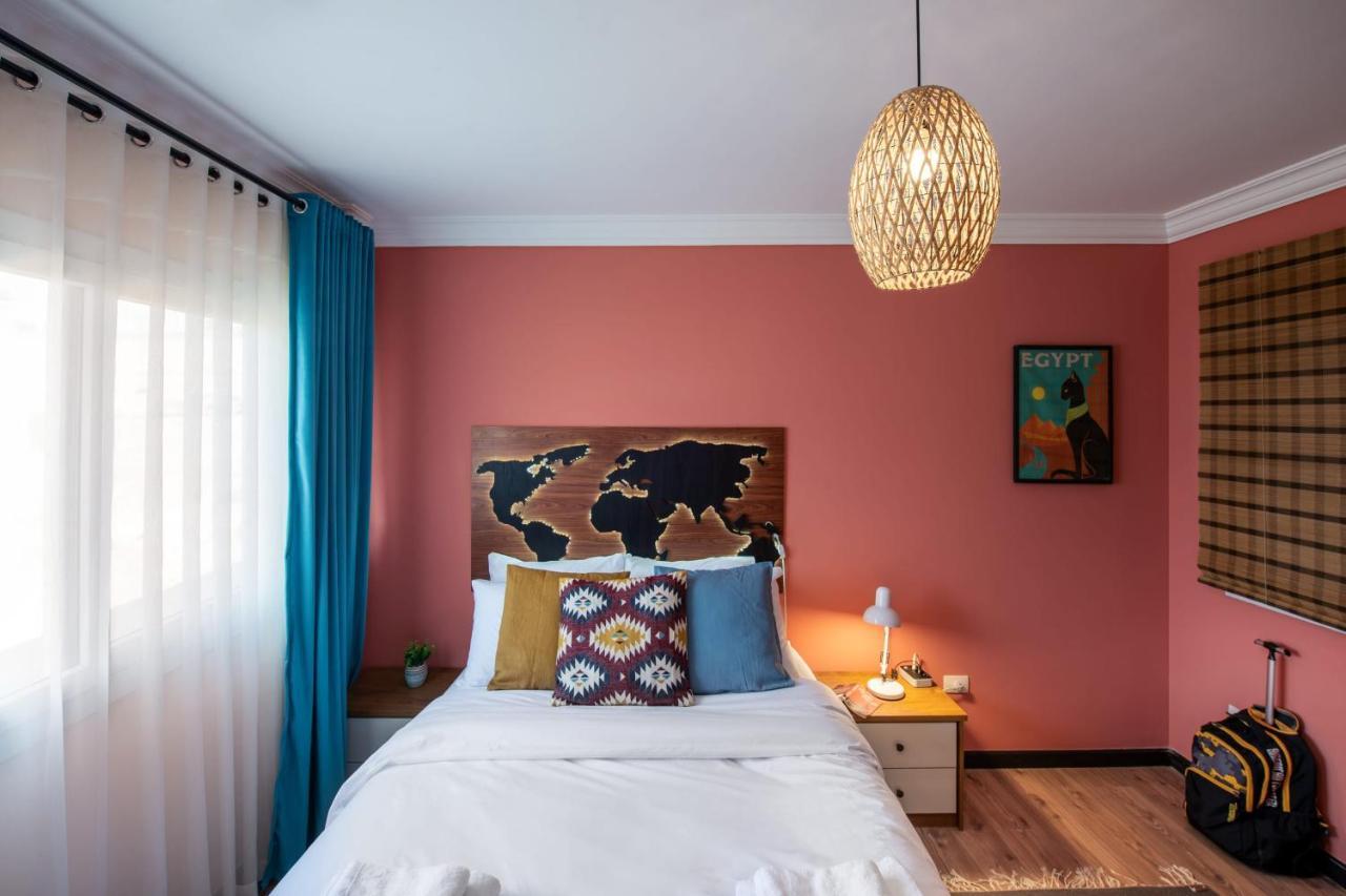The 2Bdr Compelling Condo 5 Min To Cai Airport Kairo Bagian luar foto